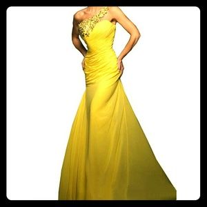 Yellow long chiffon evening gown